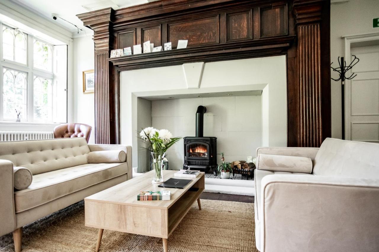 Woodborough Hall Eksteriør billede